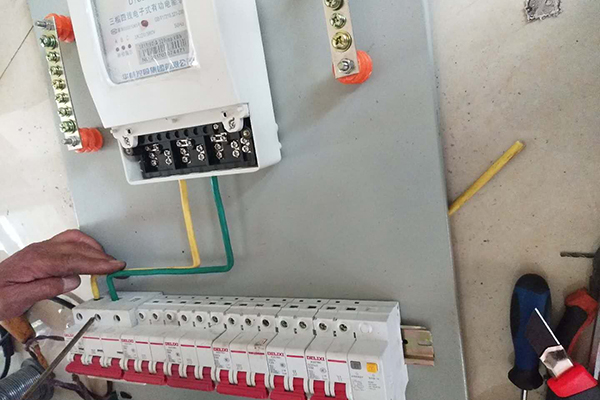 電線(xiàn)施工
